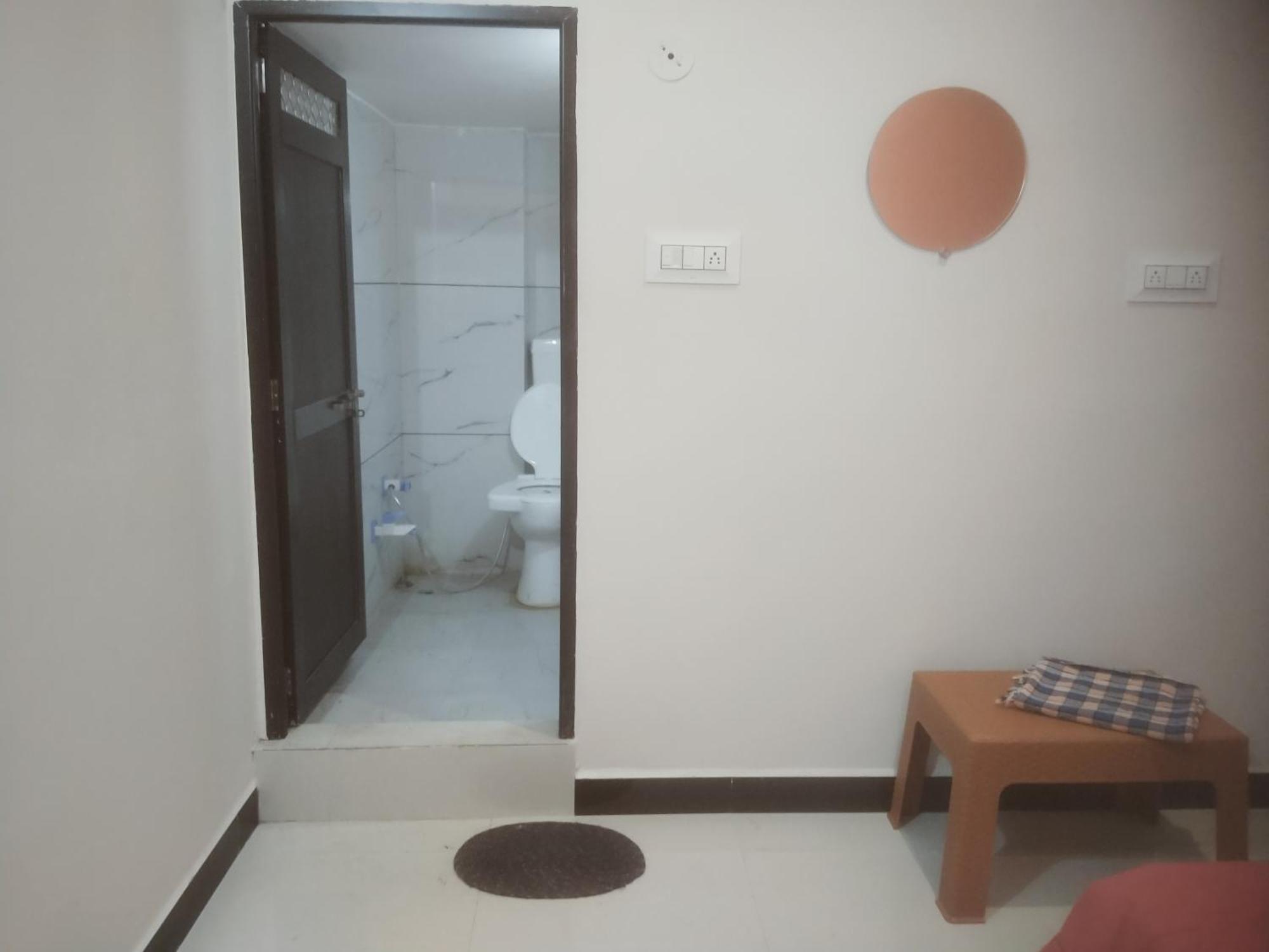 Shivlok Guest House Удджайн Экстерьер фото