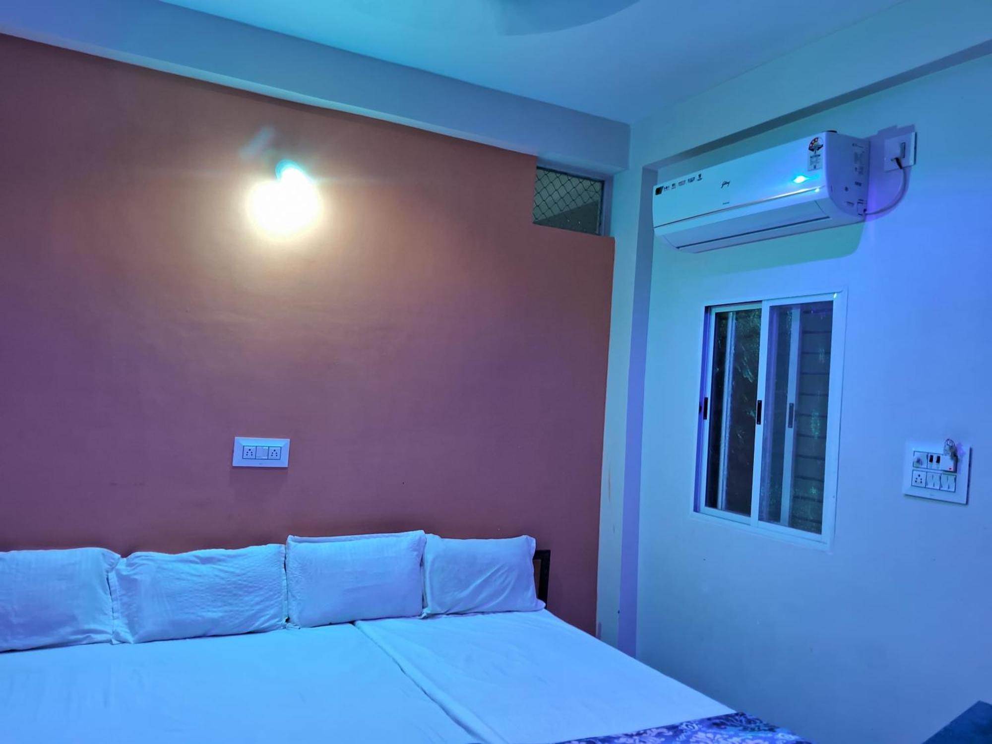 Shivlok Guest House Удджайн Экстерьер фото